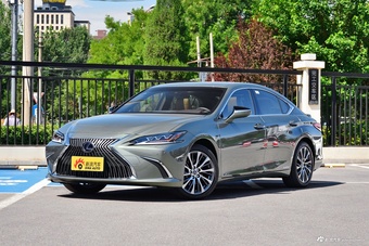 2018款雷克萨斯ES 2.5L自动300h尊享版 国V图片