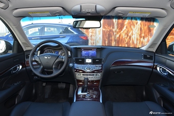 2019款英菲尼迪Q70L 2.0T自动豪华版图片