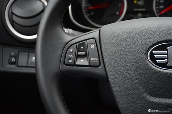 2019款奔腾X40 1.6L自动互联智酷型