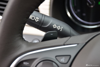 2016款别克君越混动30H 1.8L自动精英型