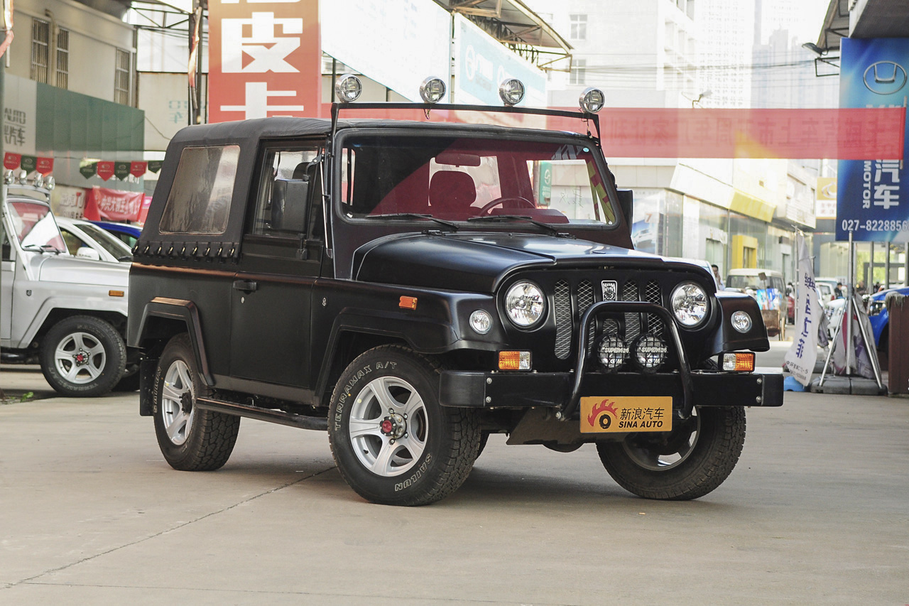 2016款战旗2.0L手动角斗士豪华型 国IV