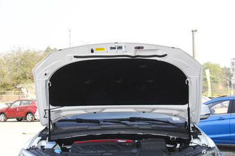 2017款众泰T600 Coupe 1.5T自动尊贵型