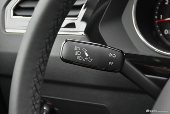 2018款途观L 2.0T自动两驱豪华版330TSI