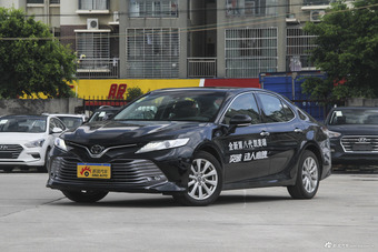 2018款凯美瑞2.0G自动豪华版图片