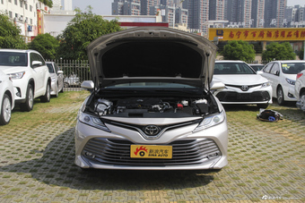 2018款凯美瑞2.5G自动豪华版图片