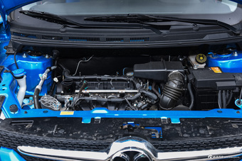 2015款北汽绅宝X25 1.5L手动精英型