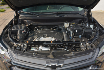 2018款探界者2.0T自动四驱捍界版550T