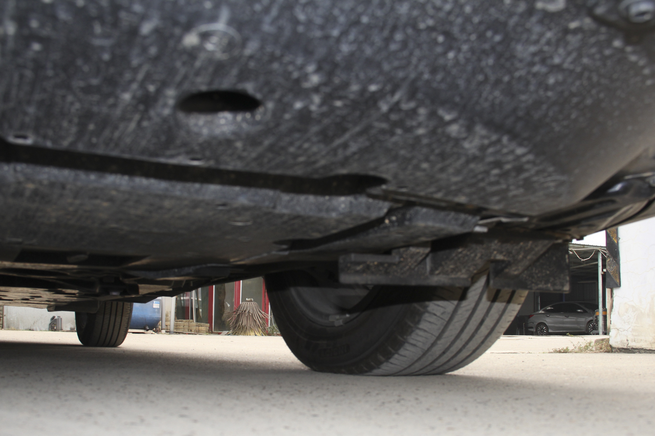 2018款C-HR 2.0L自动旗舰版