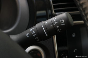 2017款比速M3 1.5L手动尊享型