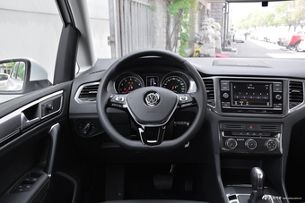 2018款高尔夫·嘉旅1.4T自动进取型230TSI