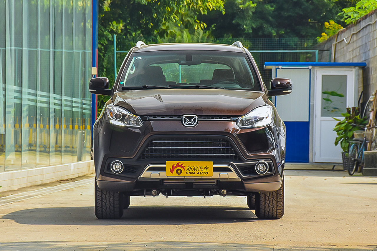 2016款驭胜S350 2.0T手动四驱汽油豪华天窗版7座