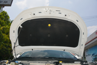 2018款传祺GA4 1.3T自动尊贵版200T