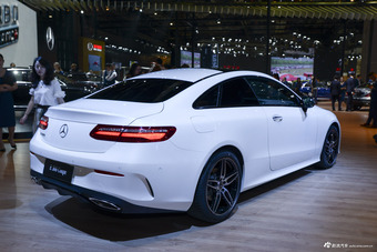 奔驰E级 Coupe