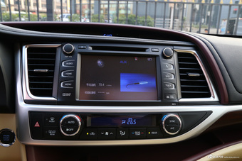 2017款汉兰达2.0T自动四驱至尊版7座