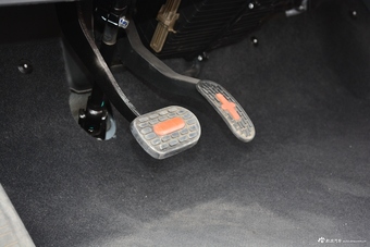 2017款宝骏E100智行版