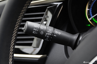 2017款思铂睿混动2.0L自动净致版