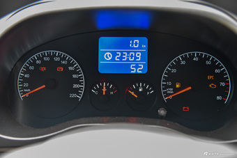 2016款瑞虎3 1.6L自动风尚版