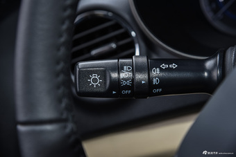 2015款逸动1.6L手动豪华型国5