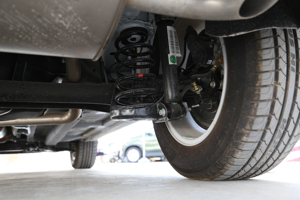 2016款大迈X5 1.5T手动豪华7座型 国五 萨丁白