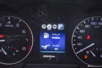 2017款风神AX5 1.4T自动趣悦型网联版