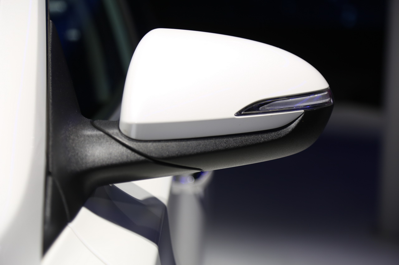 2018广州车展实拍：逸动新能源