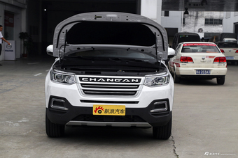 2017款长安CS95 2.0T自动两驱智远版