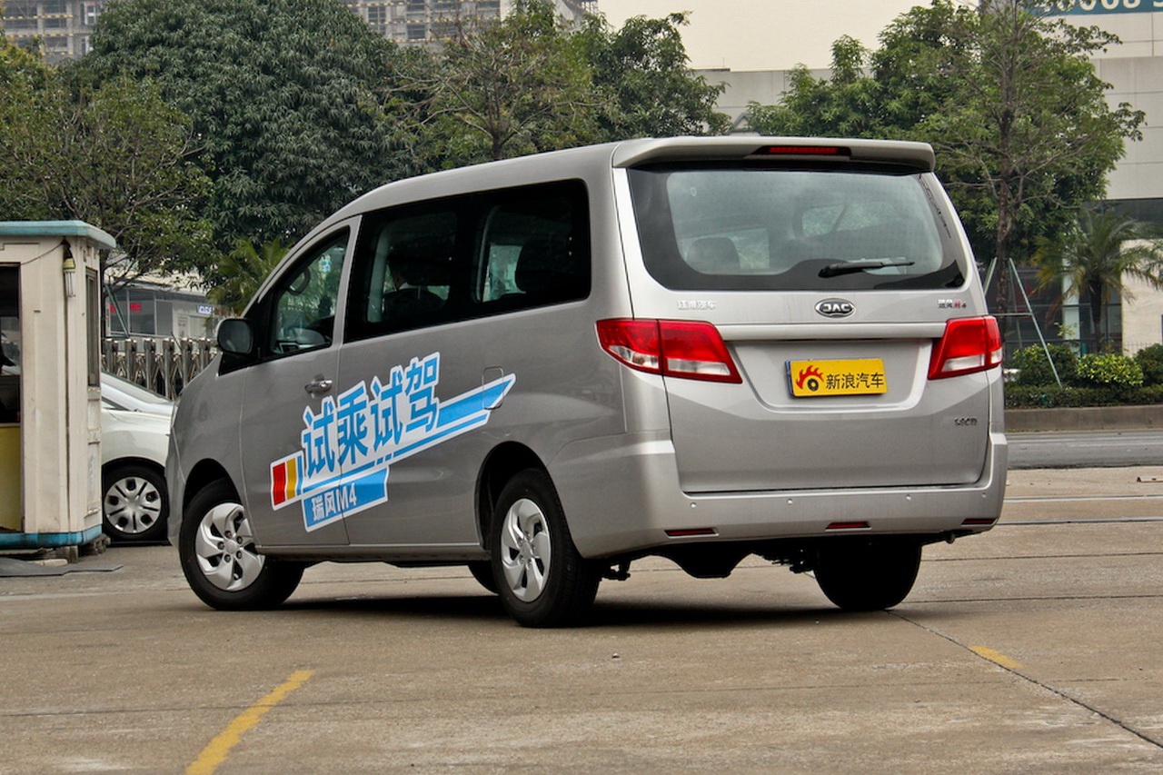 2017款瑞风M4 1.9T手动舒适型柴油