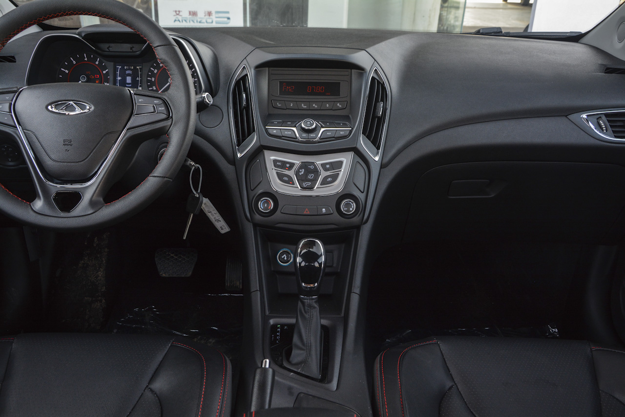 2017款艾瑞泽5 1.5L自动领潮版