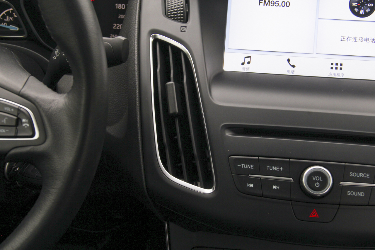 2018款福克斯三厢1.5T自动精英型EcoBoost 180