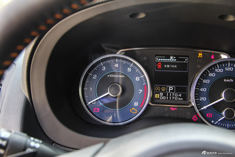 2016款斯巴鲁XV 2.0i 豪华导航版