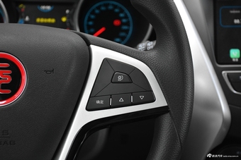 2017款比亚迪元1.5L自动酷炫互联型