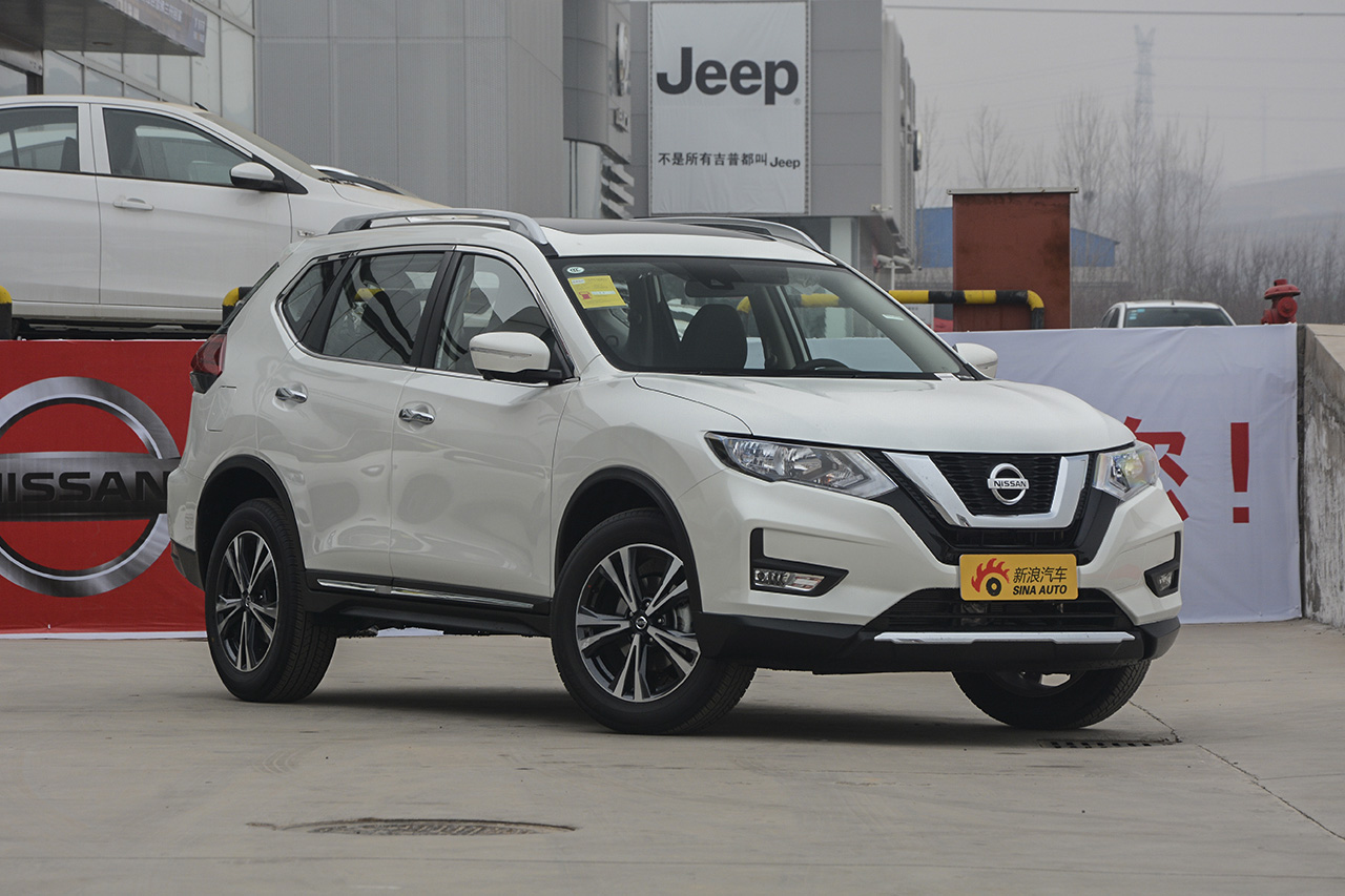 2017款奇骏2.5L自动CVT豪华版 4WD