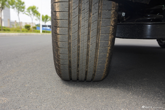 2016款瑞虎7 2.0L自动耀臻版