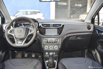 2016款中华V3 1.5T手动精英型