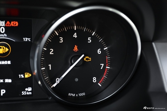 2017款揽胜极光 2.0T自动敞篷版