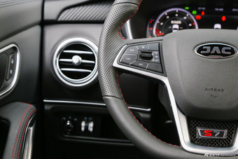 2017款瑞风S7 1.5T自动豪华型