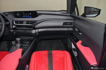 2019款雷克萨斯UX 200 F SPORT版
