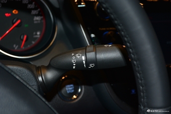 2018款凯美瑞2.5L 运动版