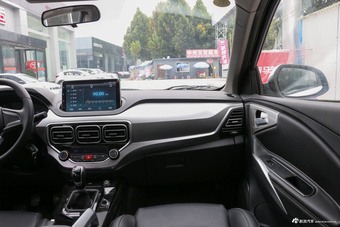 2019款海马S5 1.5T手动精英型230T