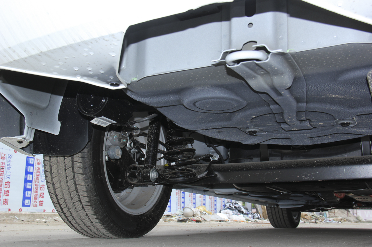 2018款荣威360 PLUS 1.5L自动豪华版