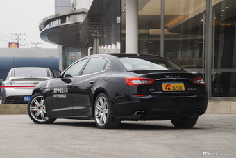 2013款总裁 3.0T自动V6标准型