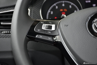 2018款高尔夫·嘉旅1.4T自动豪华型230TSI 2周年纪念版