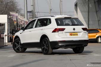 2017款途观L 2.0T自动四驱豪华版380TSI