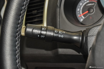 2017款黄海N1S 2.8T手动柴油两驱运动版JE493ZLQ4CB