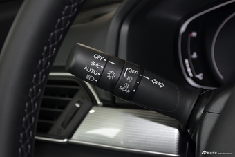 2018款雅阁1.5T自动豪华版260TURBO