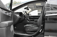 2017款XT5 2.0T自动25T周年庆版豪华型