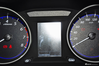 2016款景逸X5 1.8T手动尊享型 珍珠白