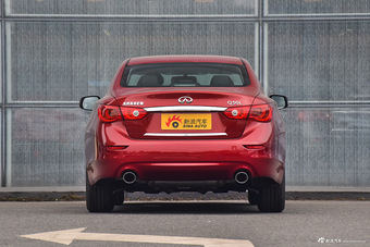 2016款英菲尼迪Q50L 2.0T自动悦享版