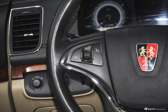 2015款荣威950 2.0T自动豪华行政版