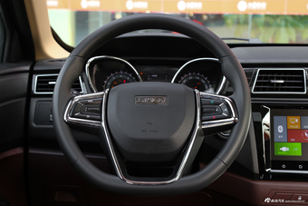 2017款迈威1.8L手动精英型